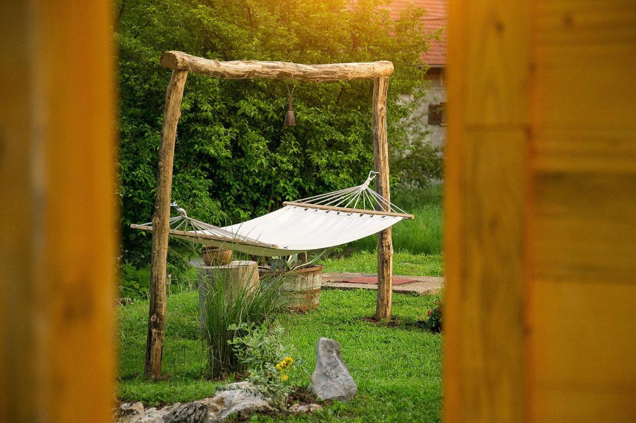 Father'S Land Rakovica Esterno foto