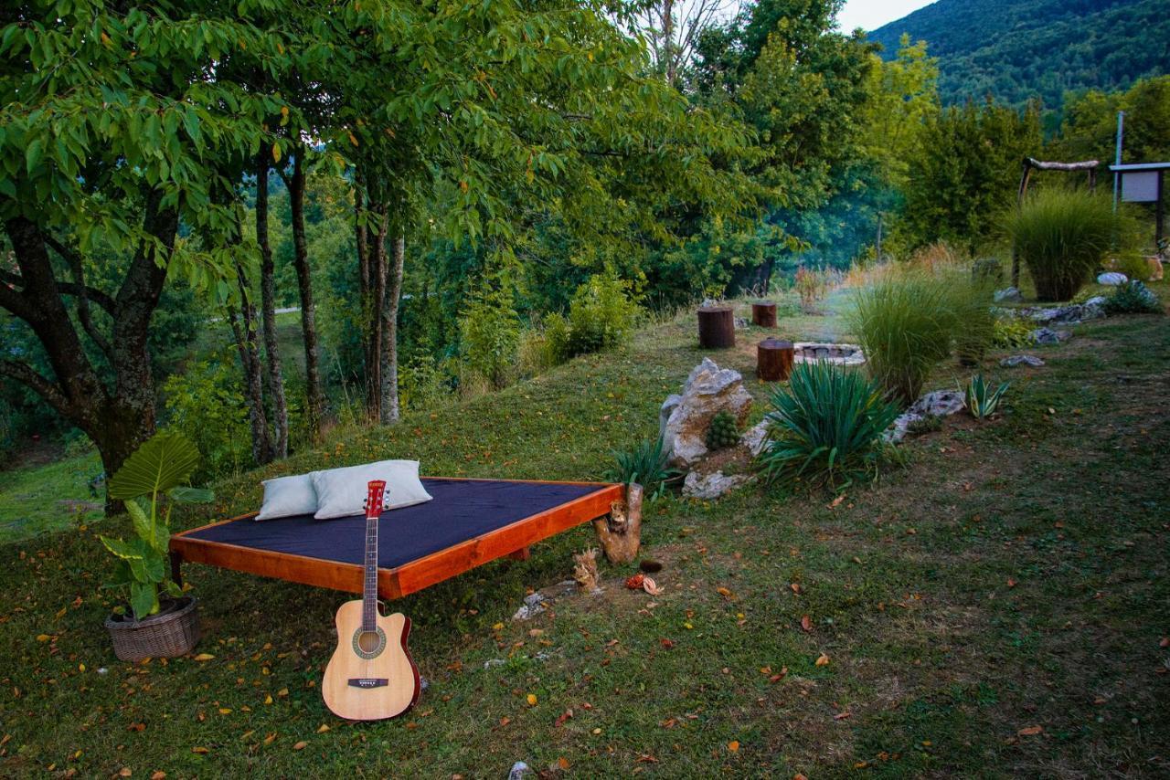 Father'S Land Rakovica Esterno foto